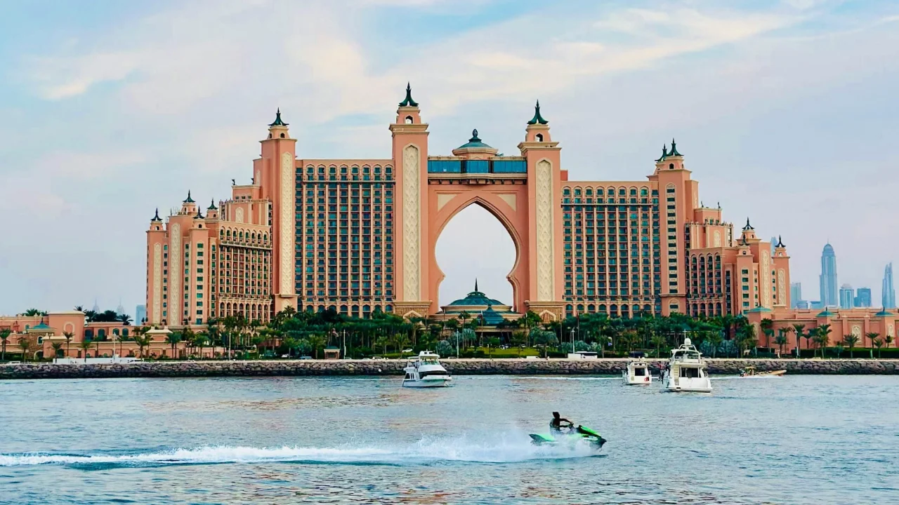 Dubai, o experiență intensă si completă