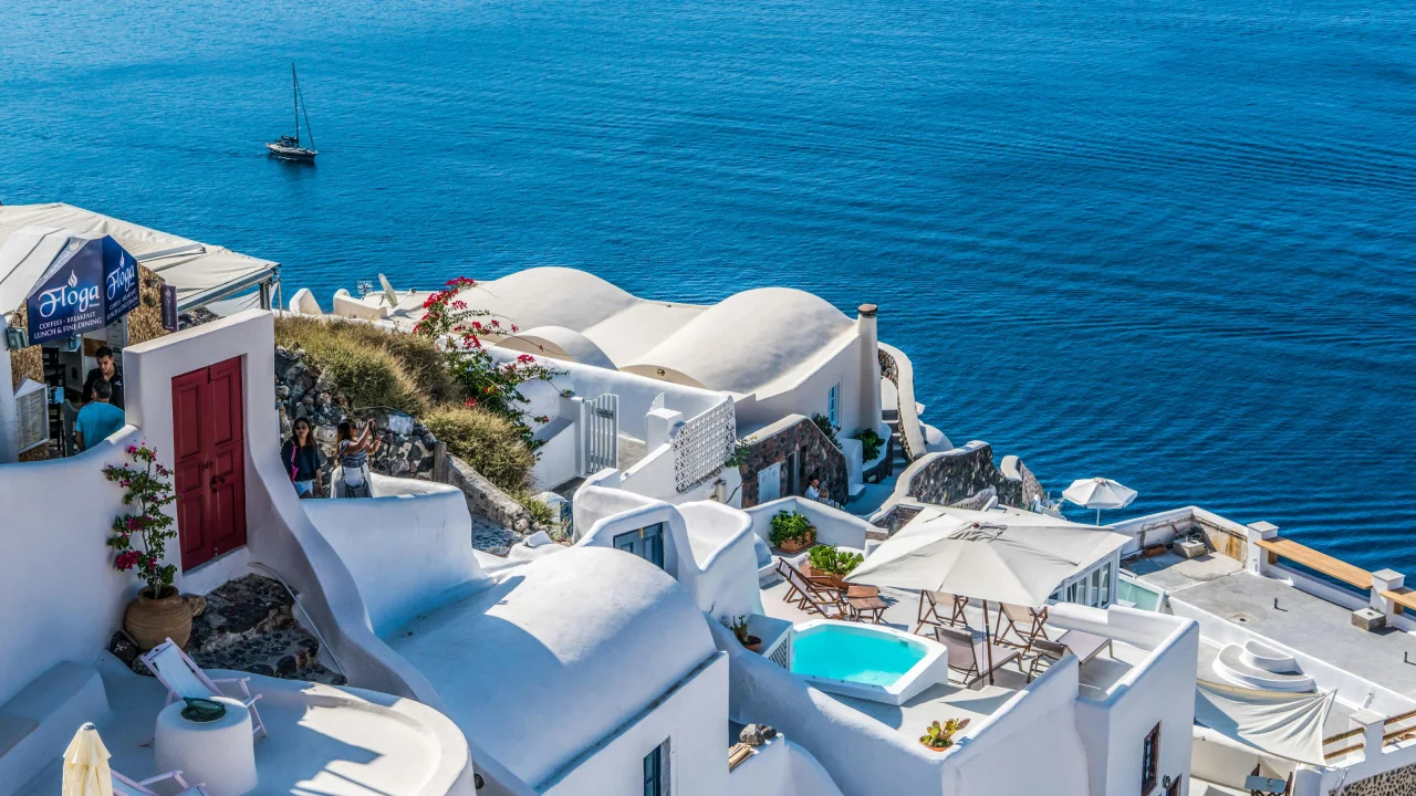 Santorini, perla insulelor grecești