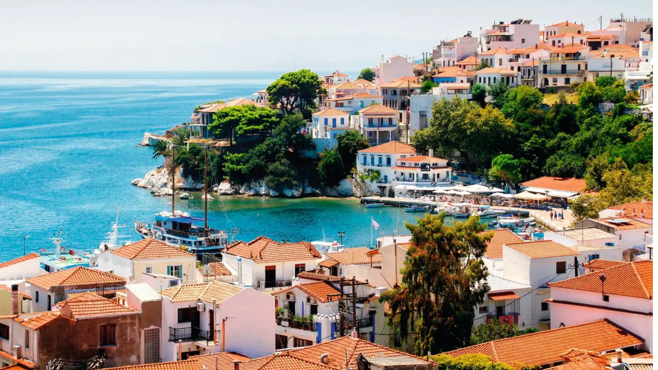 Skiathos – între mare, soare și tradiții