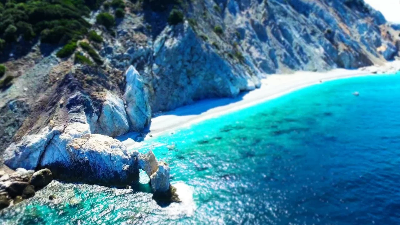 Skiathos – între mare, soare și tradiții
