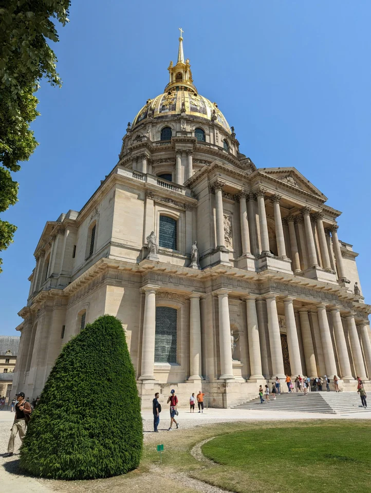 Les Invalides
